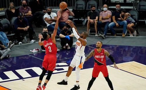 国产后卫轰37分视频,一己之力轰下37分震撼全场