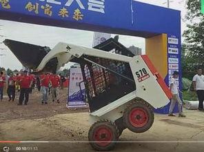 国产履带式装载机视频,性能卓越，助力建设新篇章