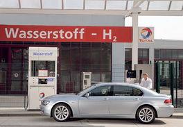 国产氢能源车试驾视频,绿色动力，未来出行新篇章