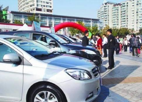 国产车烂轮视频,揭秘“烂轮”视频背后的真相