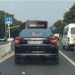 黑色国产汽车视频