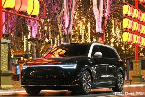 国产高档车爆漆视频播放,揭秘高端汽车漆面质量问题  第3张